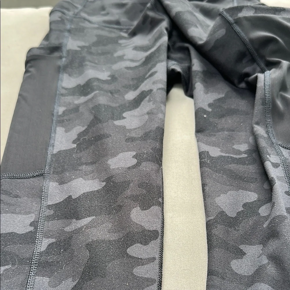 Fabletics Charcoal Camouflage Leggings - Picture 7 of 7